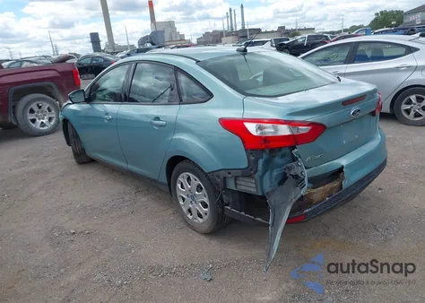 2012 Ford Focus Se z USA, uszkodzony, nr VIN 1FAHP3F22CL152234